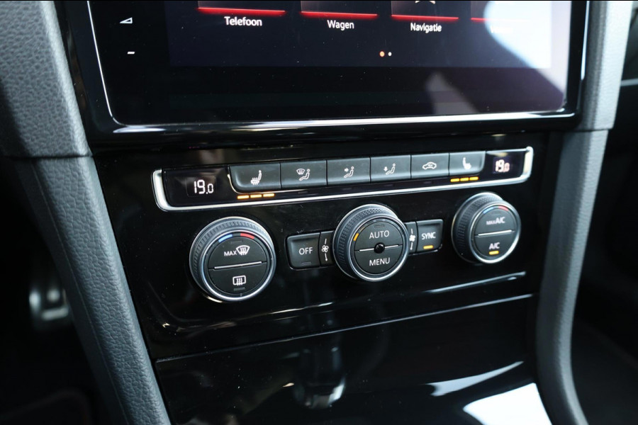 Volkswagen Golf 2.0 TSI GTI TCR 290+PK AKRAPOVIC/VIRTUAL/PANO/ALCANTARA+S.VERWARMING/LMV 19'/LINE/ACC/ECC/12 MND GARANTIE!