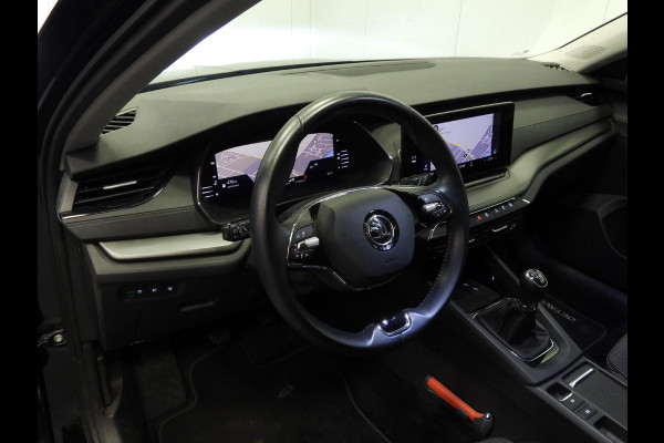 Škoda Octavia Combi 1.0 TSI Business Edition NAVI/VIRTUAL/LED/TREKH/18"LMV!