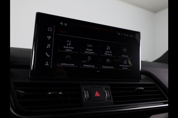 Audi Q5 50 TFSI e S edition Competition 299 pk S-tronic | Verlengde garantie | Navigatie | Panoramadak | Parkeersensoren (Park assist) | Rondomzicht camera | Luchtvering |