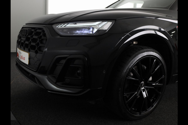 Audi Q5 50 TFSI e S edition Competition 299 pk S-tronic | Verlengde garantie | Navigatie | Panoramadak | Parkeersensoren (Park assist) | Rondomzicht camera | Luchtvering |
