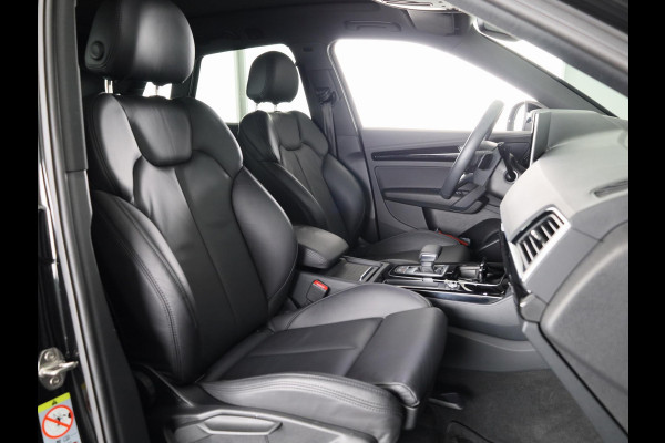Audi Q5 50 TFSI e S edition Competition 299 pk S-tronic | Verlengde garantie | Navigatie | Panoramadak | Parkeersensoren (Park assist) | Rondomzicht camera | Luchtvering |