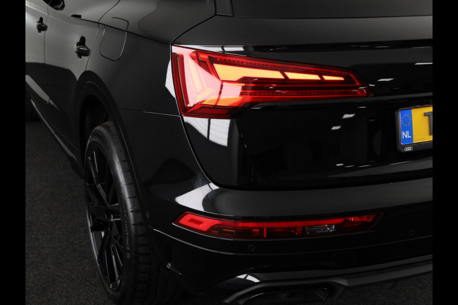 Audi Q5 50 TFSI e S edition Competition 299 pk S-tronic | Verlengde garantie | Navigatie | Panoramadak | Parkeersensoren (Park assist) | Rondomzicht camera | Luchtvering |
