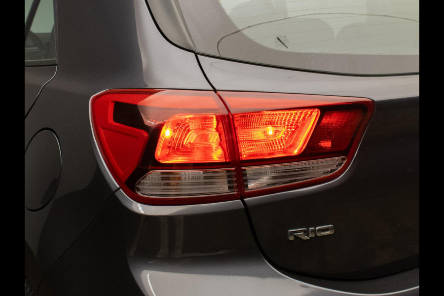 Kia Rio 1.0 TGDI ComfortPlusLine Navigator Sport (NAVI,CRUISE,CAMERA,LED,DAB,ELEKTRISCH PAKKET,SPORTSTOELEN,LM VELGEN,NETTE STAAT)