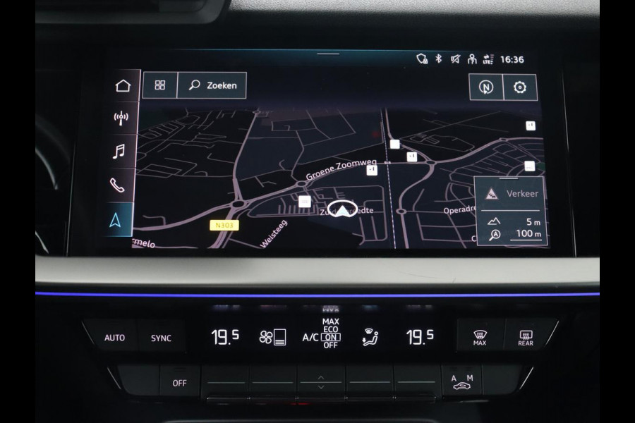 Audi A3 30 TFSI Advanced Edition | Sportstoelen | Carplay | Camera | Navigatie | Full LED | Virtual Cockpit | Climate control | 18'' | Getint glas | Cruise control | Parkeerhulp | Bluetooth | Audi Sound