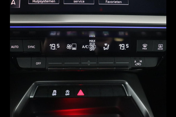Audi A3 30 TFSI Advanced Edition | Sportstoelen | Carplay | Camera | Navigatie | Full LED | Virtual Cockpit | Climate control | 18'' | Getint glas | Cruise control | Parkeerhulp | Bluetooth | Audi Sound