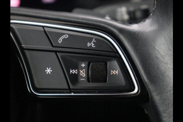 Audi A3 30 TFSI Advanced Edition | Sportstoelen | Carplay | Camera | Navigatie | Full LED | Virtual Cockpit | Climate control | 18'' | Getint glas | Cruise control | Parkeerhulp | Bluetooth | Audi Sound