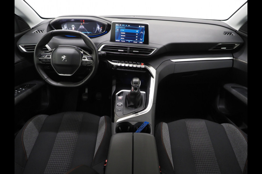 Peugeot 5008 1.2 PureTech 7P. | 360 | Stoelverwarming | PDC | Cruise | Climate | Carplay