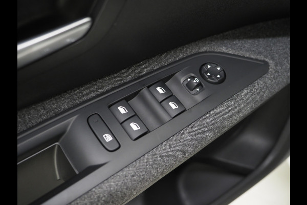 Peugeot 5008 1.2 PureTech 7P. | 360 | Stoelverwarming | PDC | Cruise | Climate | Carplay
