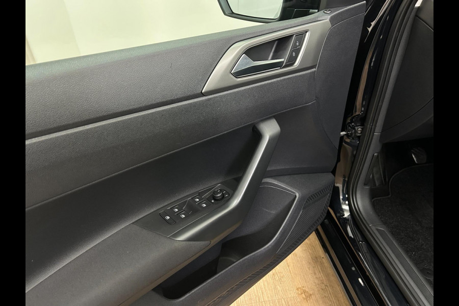 Volkswagen Polo Occasion 1.0 TSI Comfortline Business | Zwart | Tweedehands Volkswagen Polo | Airco | Cruisecontrol | Bluetooth