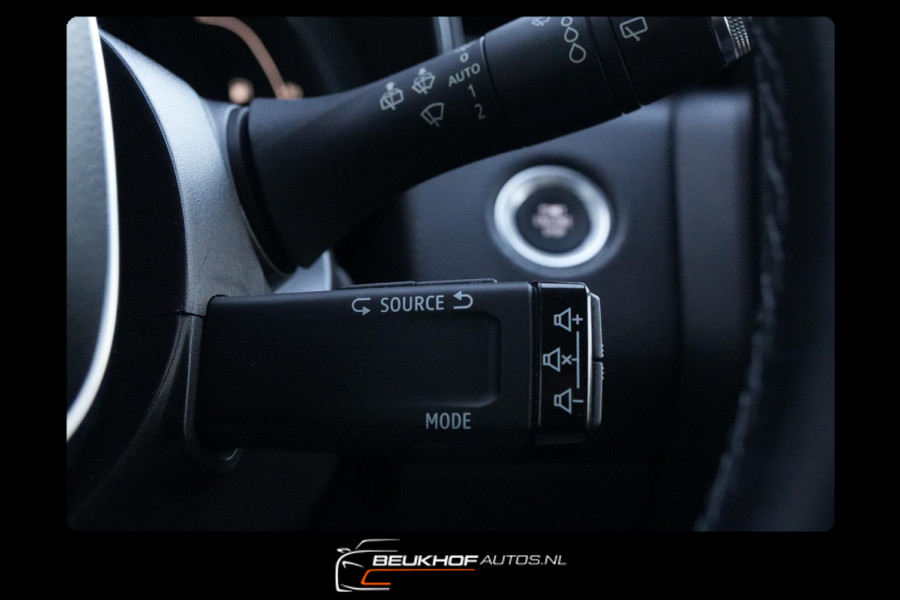 Renault Clio 1.0 TCe Intens Camera Half leer Carplay Navi