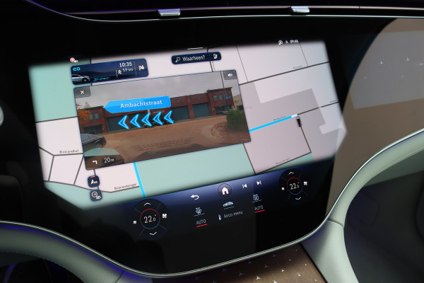 Mercedes-Benz EQS SUV 450 4MATIC AMG Line 118 kWh | Facelift | Hyperscreen | Achterasbesturing | Airmatic | Distronic+ | Massage | Burmester | Trekhaak | Verwarmd Stuurwiel | HUD | Stoelventilatie |