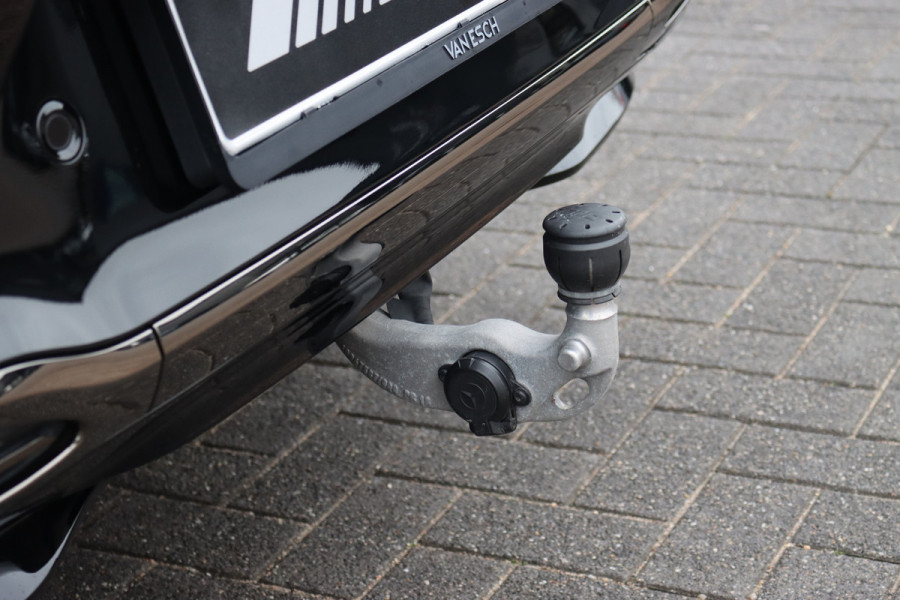 Mercedes-Benz EQS SUV 450 4MATIC AMG Line 118 kWh | Facelift | Hyperscreen | Achterasbesturing | Airmatic | Distronic+ | Massage | Burmester | Trekhaak | Verwarmd Stuurwiel | HUD | Stoelventilatie |