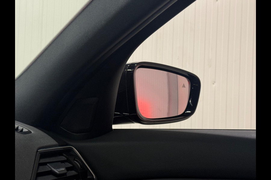 BMW 3 Serie Touring 330e | M-SPORT | PANO | HUD | TREKHAAK | CAMERA | SHADOW LINE