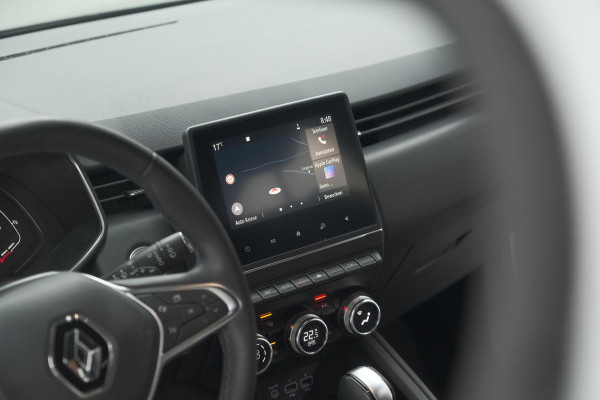 Renault Clio TCe 130 EDC Intens | Rondom Camera | Apple Carplay | Parkeersensoren | Climate Control