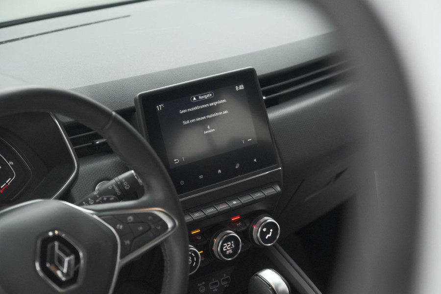 Renault Clio TCe 130 EDC Intens | Rondom Camera | Apple Carplay | Parkeersensoren | Climate Control