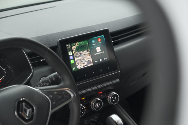 Renault Clio TCe 130 EDC Intens | Rondom Camera | Apple Carplay | Parkeersensoren | Climate Control