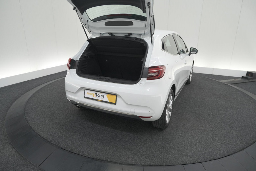 Renault Clio TCe 130 EDC Intens | Rondom Camera | Apple Carplay | Parkeersensoren | Climate Control