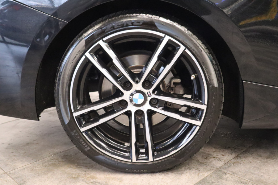 BMW 2 Serie Cabrio 220i High Executive H&K PDC