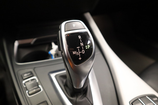 BMW 2 Serie Cabrio 220i High Executive H&K PDC