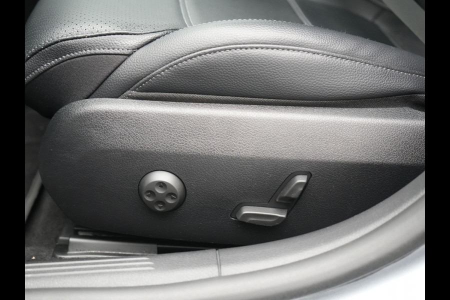 Mercedes-Benz C-Klasse Estate 300 e Avantgarde Plug In Hybrid 313pk Dealer O.H. PHEV | Adaptive Cruise | 360 Camera | Lederen Sportstoelen Verwarmd | Night Pakket | Apple Carplay | Sfeerverlichting | Blis | Navigatie | DAB |