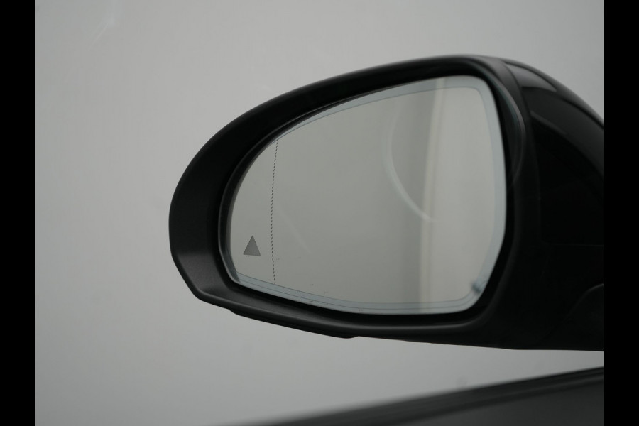 Mercedes-Benz C-Klasse Estate 300 e Avantgarde Plug In Hybrid 313pk Dealer O.H. PHEV | Adaptive Cruise | 360 Camera | Lederen Sportstoelen Verwarmd | Night Pakket | Apple Carplay | Sfeerverlichting | Blis | Navigatie | DAB |