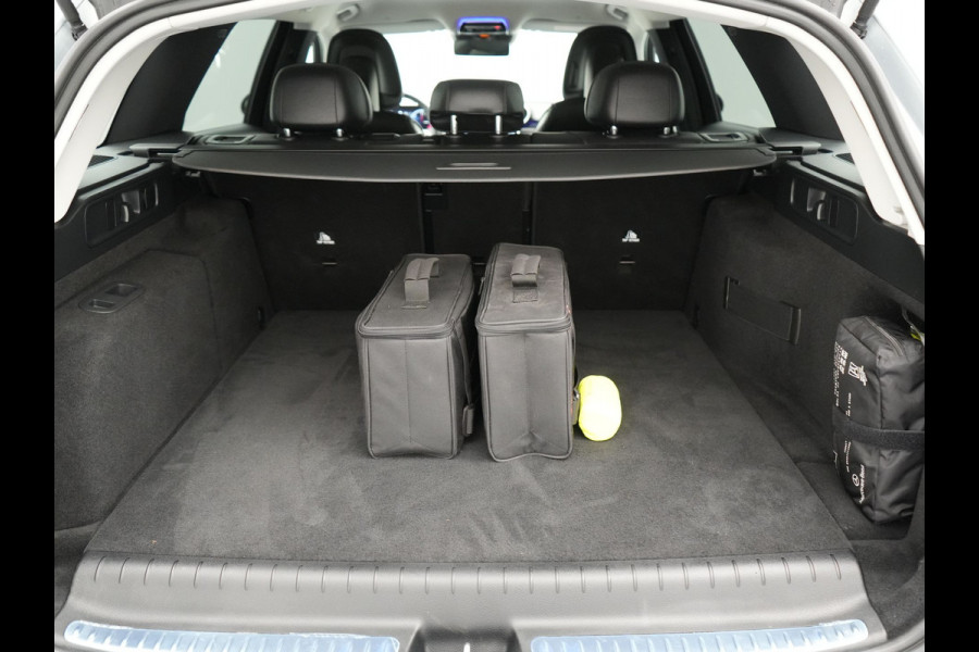 Mercedes-Benz C-Klasse Estate 300 e Avantgarde Plug In Hybrid 313pk Dealer O.H. PHEV | Adaptive Cruise | 360 Camera | Lederen Sportstoelen Verwarmd | Night Pakket | Apple Carplay | Sfeerverlichting | Blis | Navigatie | DAB |