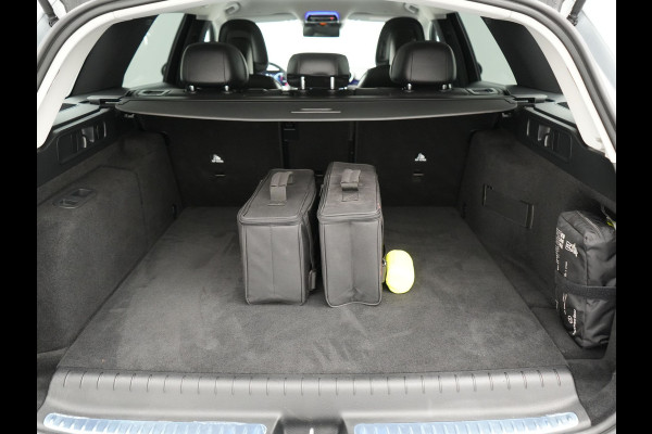 Mercedes-Benz C-Klasse Estate 300 e Avantgarde Plug In Hybrid 313pk Dealer O.H. PHEV | Adaptive Cruise | 360 Camera | Lederen Sportstoelen Verwarmd | Night Pakket | Apple Carplay | Sfeerverlichting | Blis | Navigatie | DAB |