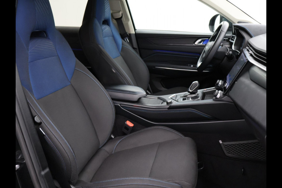 Lynk & Co 01 1.5 HYBRID + PANORAMA | ADAPTIVE CRUISE | STOELVERW. | CAMERA | 20 INCH | CARPLAY