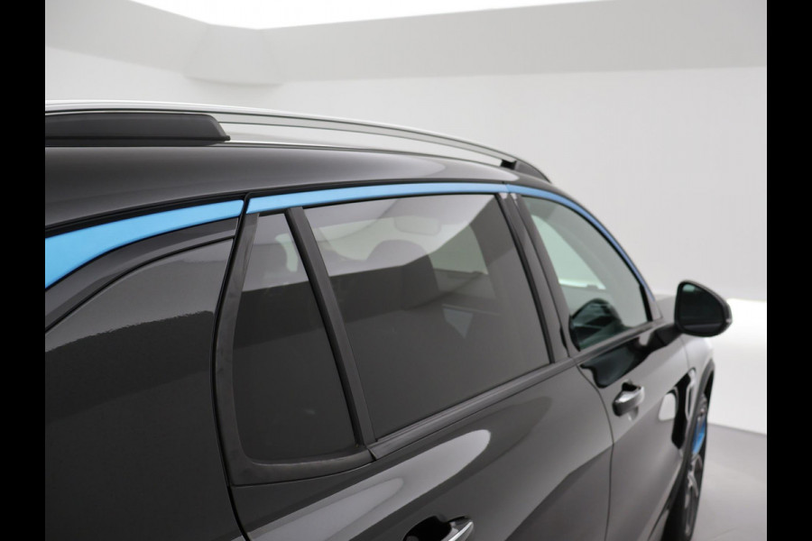 Lynk & Co 01 1.5 HYBRID + PANORAMA | ADAPTIVE CRUISE | STOELVERW. | CAMERA | 20 INCH | CARPLAY