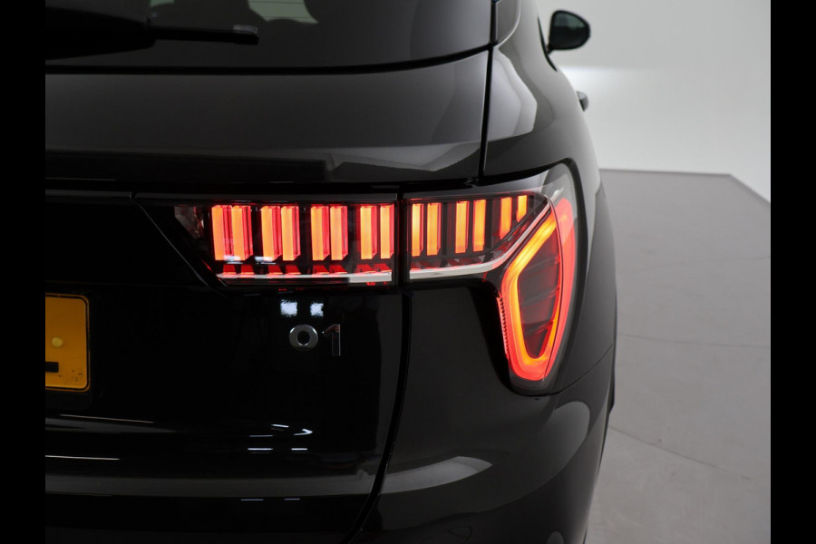 Lynk & Co 01 1.5 HYBRID + PANORAMA | ADAPTIVE CRUISE | STOELVERW. | CAMERA | 20 INCH | CARPLAY