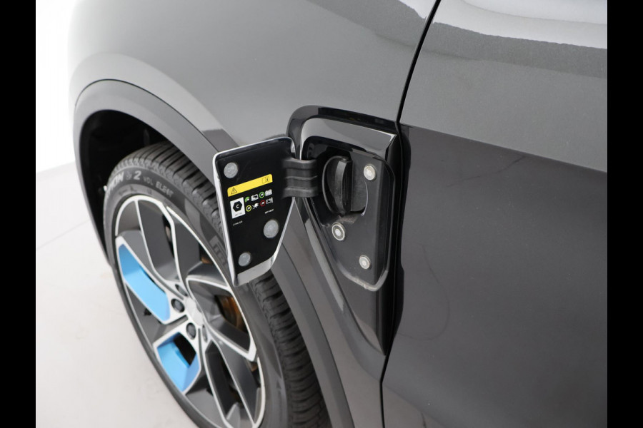 Lynk & Co 01 1.5 HYBRID + PANORAMA | ADAPTIVE CRUISE | STOELVERW. | CAMERA | 20 INCH | CARPLAY