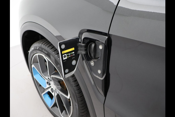 Lynk & Co 01 1.5 HYBRID + PANORAMA | ADAPTIVE CRUISE | STOELVERW. | CAMERA | 20 INCH | CARPLAY