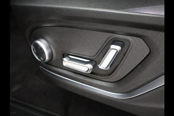 Lynk & Co 01 1.5 HYBRID + PANORAMA | ADAPTIVE CRUISE | STOELVERW. | CAMERA | 20 INCH | CARPLAY