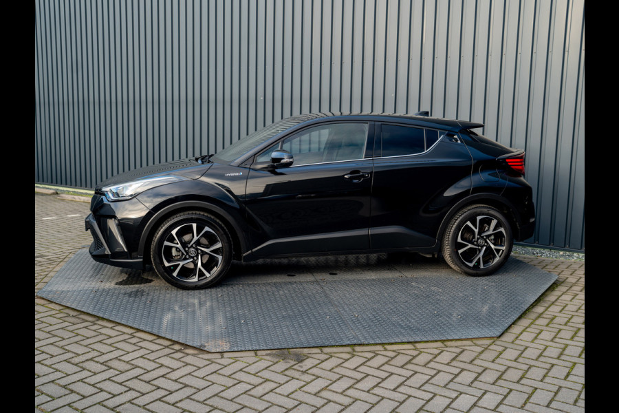 Toyota C-HR 1.8 Hybrid First Edition | JBL | LED koplampen | BSM | Navi | PDC V&A | Prijs Rijklaar!!