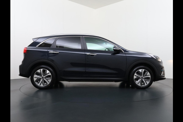 Kia e-Niro Edition 64 kWh 3-fase lader | SOH 94% |1e eigenaar | Origineel Nederlands | Dealeronderhouden | Stoel + stuur verwarming |Rijklaar prijs met garantie!
