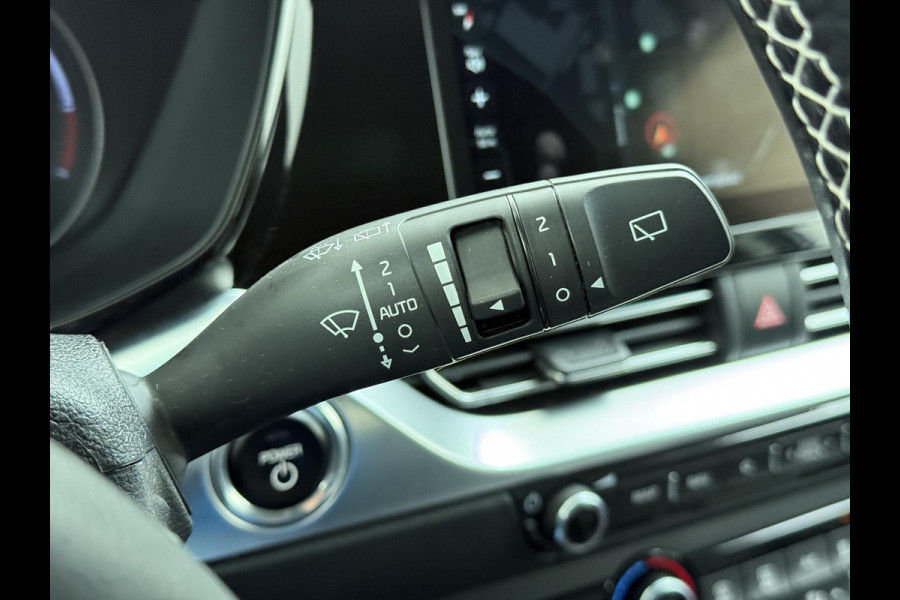 Kia e-Niro Edition 64 kWh 3-fase lader | SOH 94% |1e eigenaar | Origineel Nederlands | Dealeronderhouden | Stoel + stuur verwarming |Rijklaar prijs met garantie!