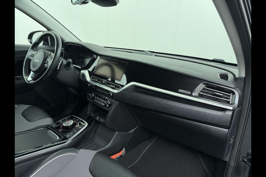 Kia e-Niro Edition 64 kWh 3-fase lader | SOH 94% |1e eigenaar | Origineel Nederlands | Dealeronderhouden | Stoel + stuur verwarming |Rijklaar prijs met garantie!
