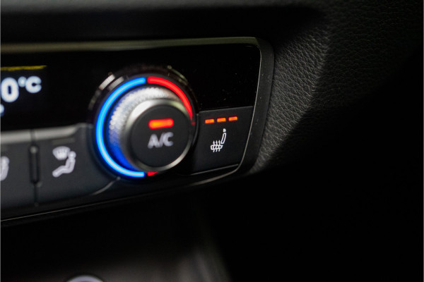 Audi Q3 Sportback 45 TFSI e S Edition 245PK | Pano | Sonos | Trekhaak | Sfeer | VOL! 12 MND Garantie