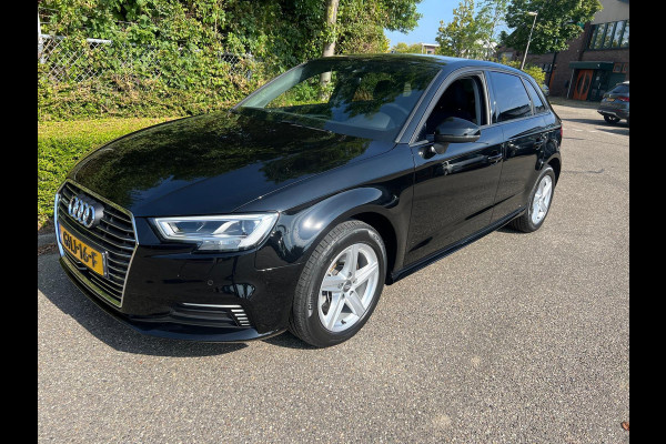 Audi A3 Sportback 40 TFSI e-tron S-tronic Plug in Hybrid Cruise control Navigatie Camera