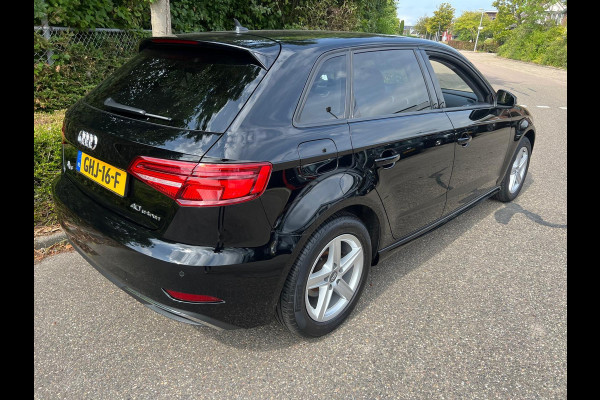 Audi A3 Sportback 40 TFSI e-tron S-tronic Plug in Hybrid Cruise control Navigatie Camera