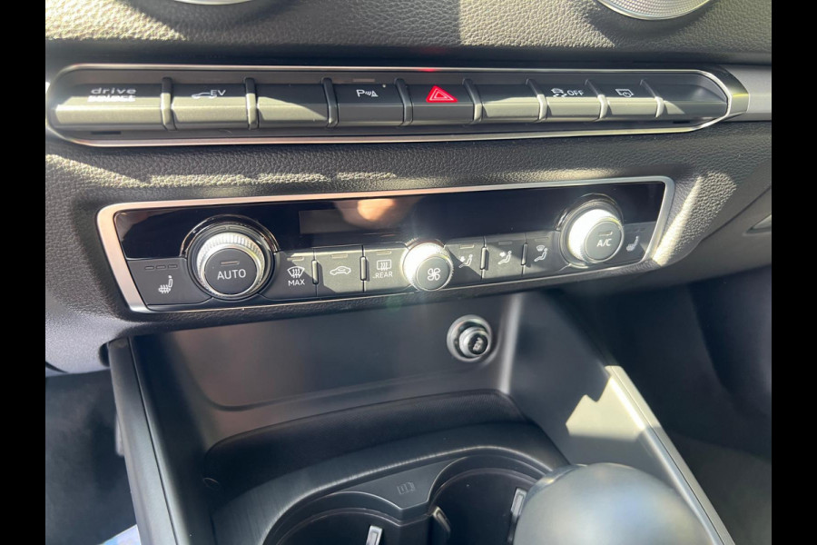 Audi A3 Sportback 40 TFSI e-tron S-tronic Plug in Hybrid Cruise control Navigatie Camera