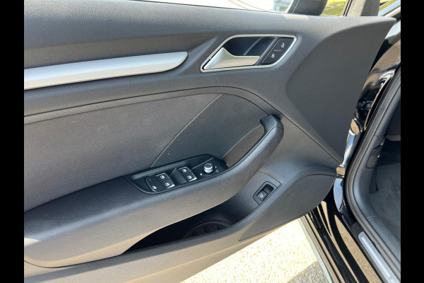 Audi A3 Sportback 40 TFSI e-tron S-tronic Plug in Hybrid Cruise control Navigatie Camera