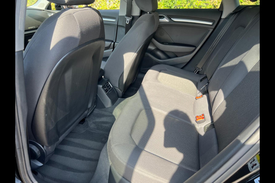 Audi A3 Sportback 40 TFSI e-tron S-tronic Plug in Hybrid Cruise control Navigatie Camera