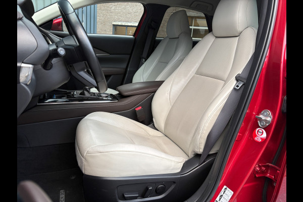 Mazda CX-30 2.0 e-SkyActiv-X M Hybrid Luxury | Leder | Stoelgeheugen | Bose | Head Up | Stoel & Stuur verw. | Prijs Rijklaar!!
