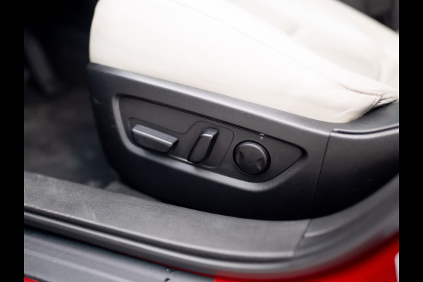 Mazda CX-30 2.0 e-SkyActiv-X M Hybrid Luxury | Leder | Stoelgeheugen | Bose | Head Up | Stoel & Stuur verw. | Prijs Rijklaar!!