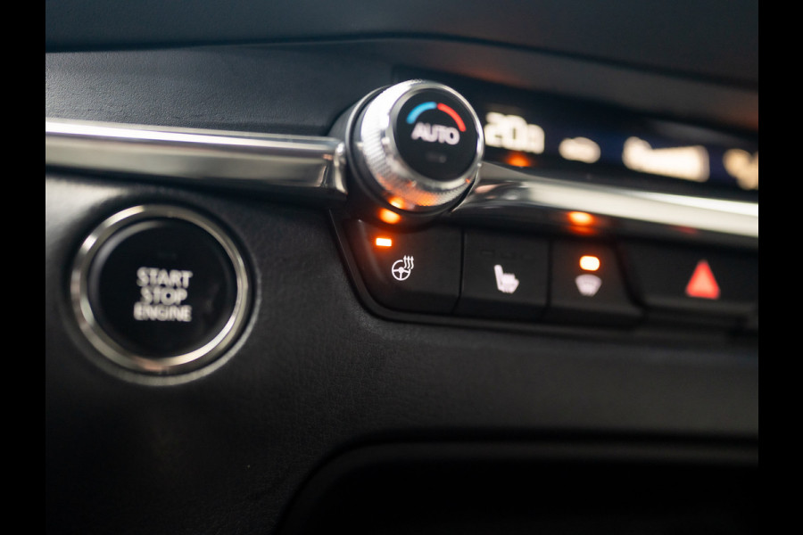 Mazda CX-30 2.0 e-SkyActiv-X M Hybrid Luxury | Leder | Stoelgeheugen | Bose | Head Up | Stoel & Stuur verw. | Prijs Rijklaar!!