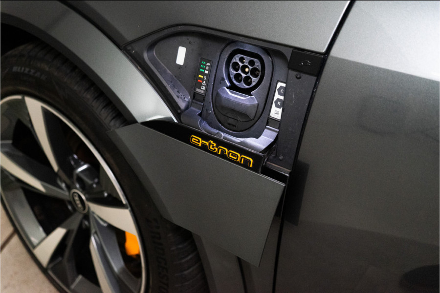 Audi e-tron Sportback S Quattro 95 kWh 504PK | Pano | B&O | RS Stoelen | Sfeer | 12 MND Garantie