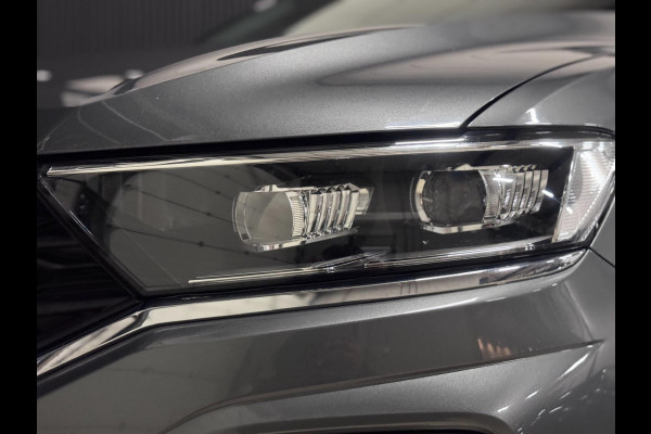 Volkswagen T-Roc 1.5 TSI 3X R-LINE | PANO | VIRTUAL | LED | LANE ASS. | VOL!