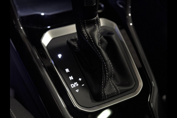 Volkswagen T-Roc 1.5 TSI 3X R-LINE | PANO | VIRTUAL | LED | LANE ASS. | VOL!