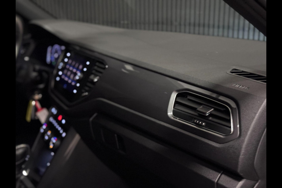 Volkswagen T-Roc 1.5 TSI 3X R-LINE | PANO | VIRTUAL | LED | LANE ASS. | VOL!